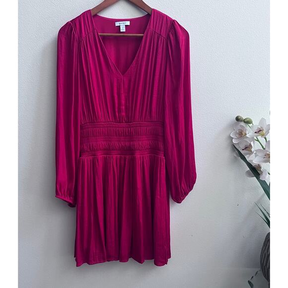 V-Neck Flowing Satin Red Mini Dress Long Sleeve Nine West Women's Size Medium - Picture 1 of 8